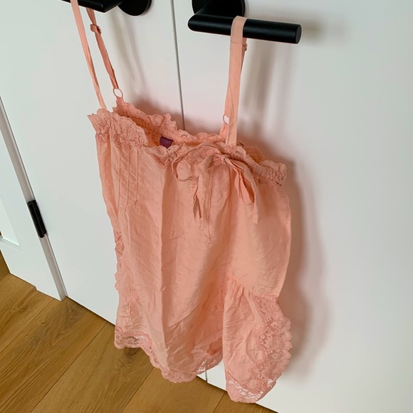 🦄 Sophie & Me coral top with lace trim - Picture 2 of 10